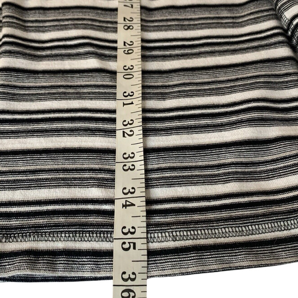 Talbots Dress Women's Size Large T-Shirt Knit Black White Cutout Sleeve Comfort - Picture 7 of 7